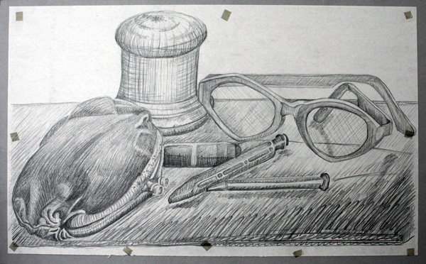 Stillleben Zeichnung Stifte Brille
